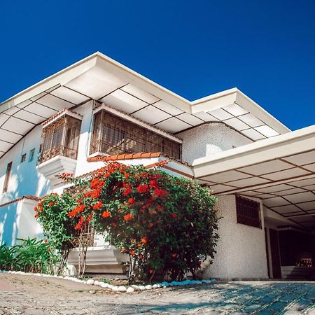 Hotel Santa Elena Antiguo Cuscatlan Exterior photo