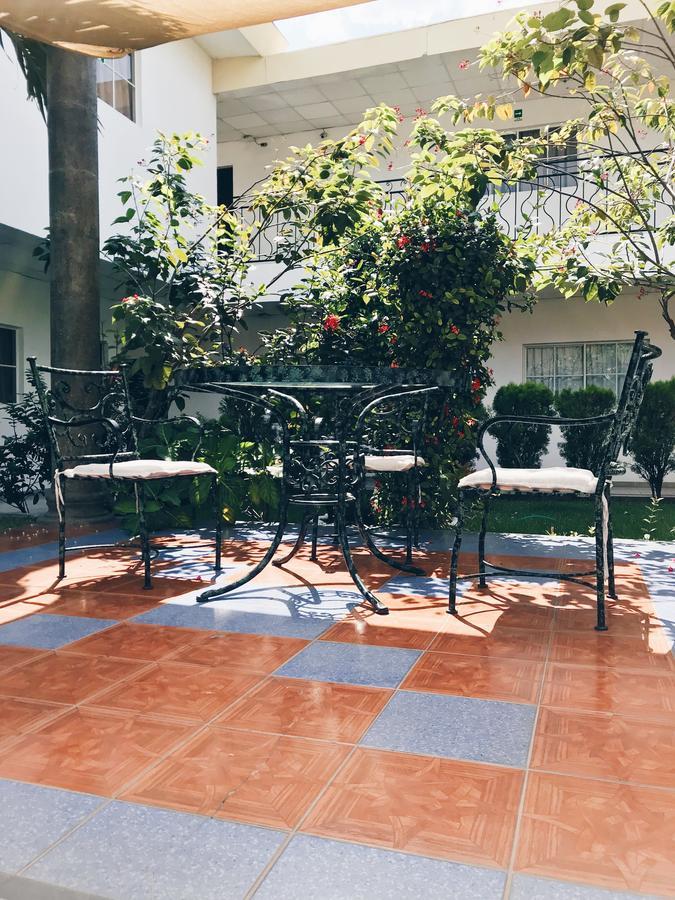 Hotel Santa Elena Antiguo Cuscatlan Exterior photo